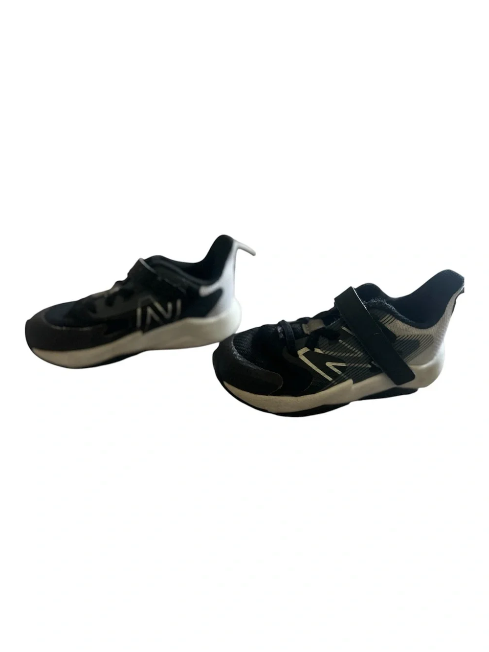 New Balance RAV v2 Kids' Black and White Running Shoes | Size 9.5 Wide
